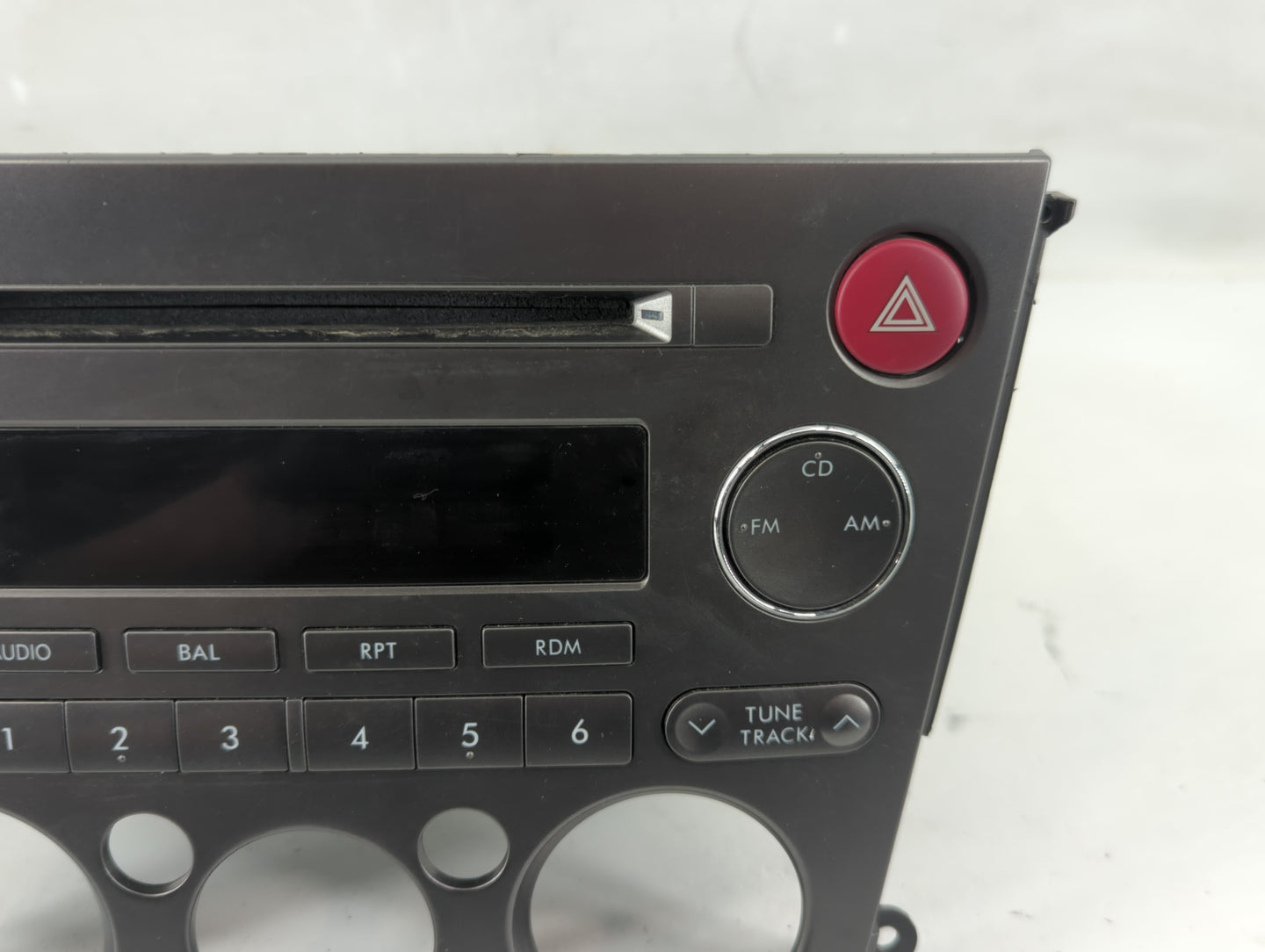 2005-2006 Subaru Legacy Radio AM FM Cd Player Receiver Replacement Fits Fits 2005 2006 OEM Used Auto Parts - Oemusedautopart