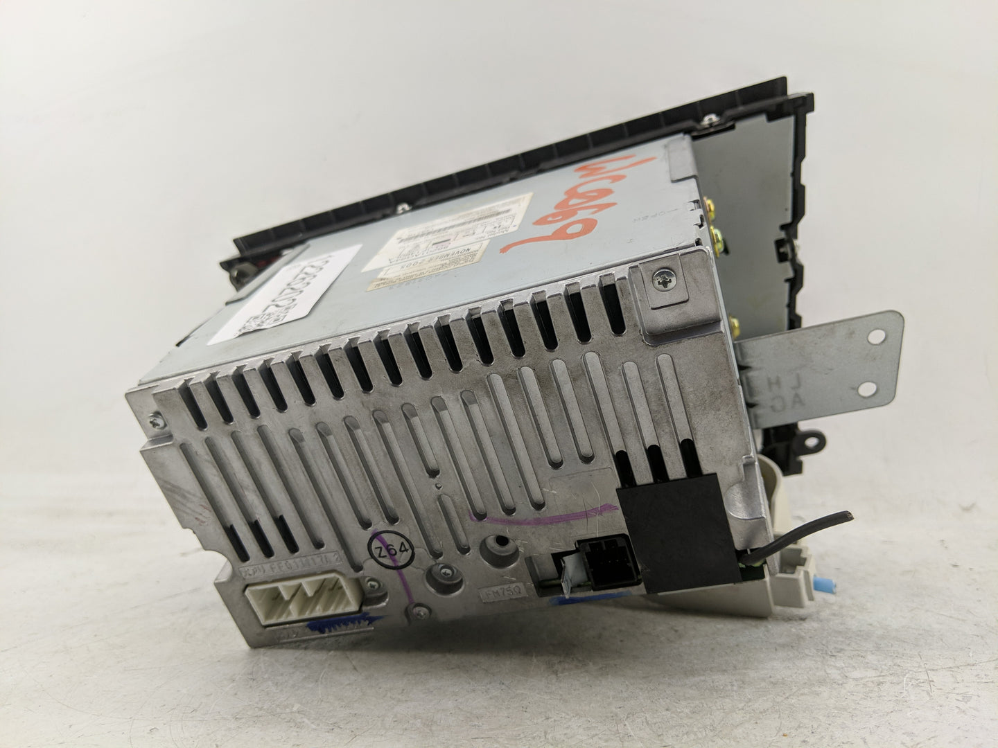2005-2006 Subaru Legacy Radio AM FM Cd Player Receiver Replacement P/N:72311AG04A 146570-2683 Fits Fits 2005 2006 OEM Used A