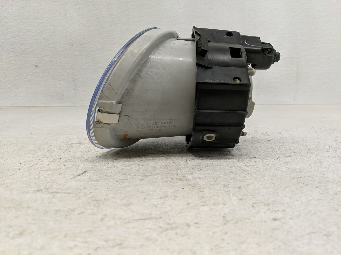 2005-2006 Subaru Legacy Driver Left Oem Fog Light Lamp - Oemusedautoparts1.com
