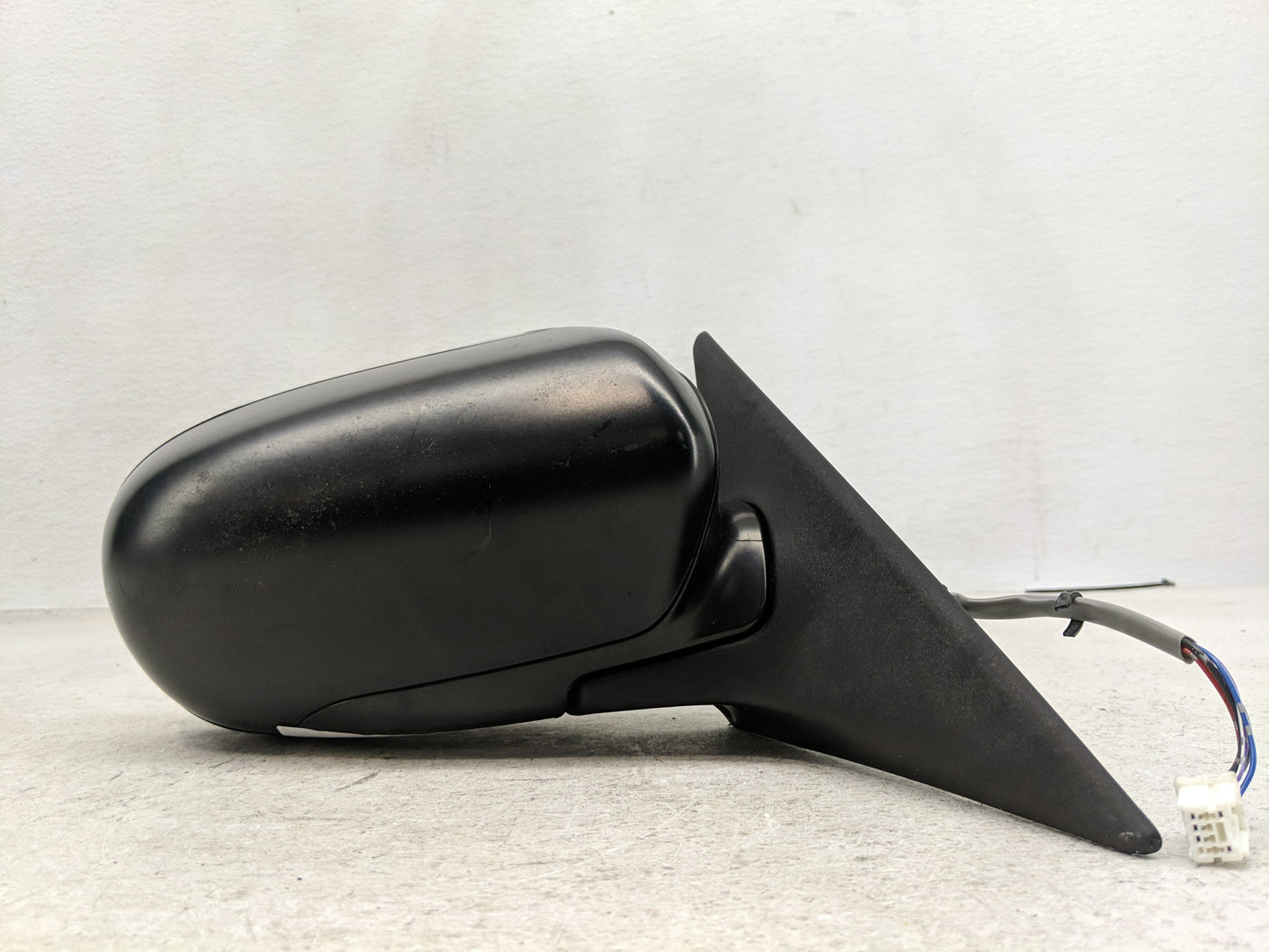 2005-2009 Subaru Legacy Passenger Side View Mirror - Right Door Mirror OEM Used - Oemusedautoparts1.com