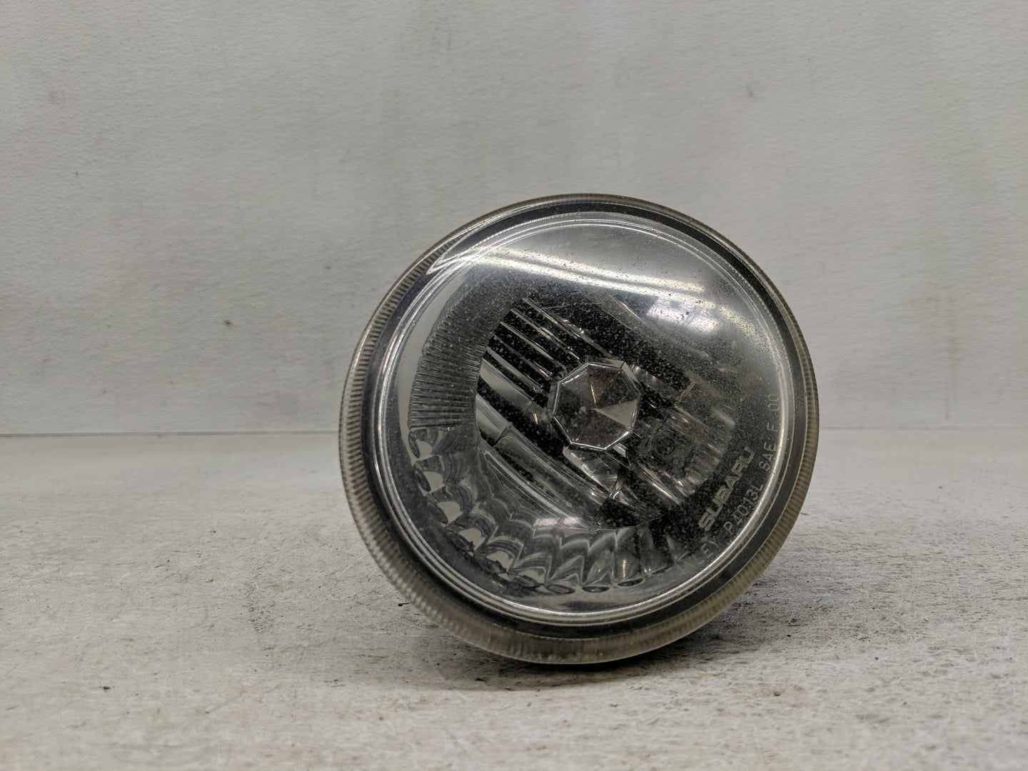 2005-2006 Subaru Legacy Driver Left Oem Fog Light Lamp - Oemusedautoparts1.com
