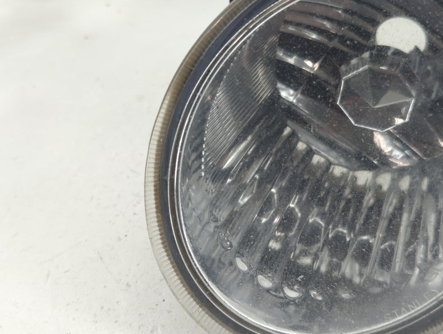 2005-2006 Subaru Legacy Driver Left Oem Fog Light Lamp - Oemusedautoparts1.com