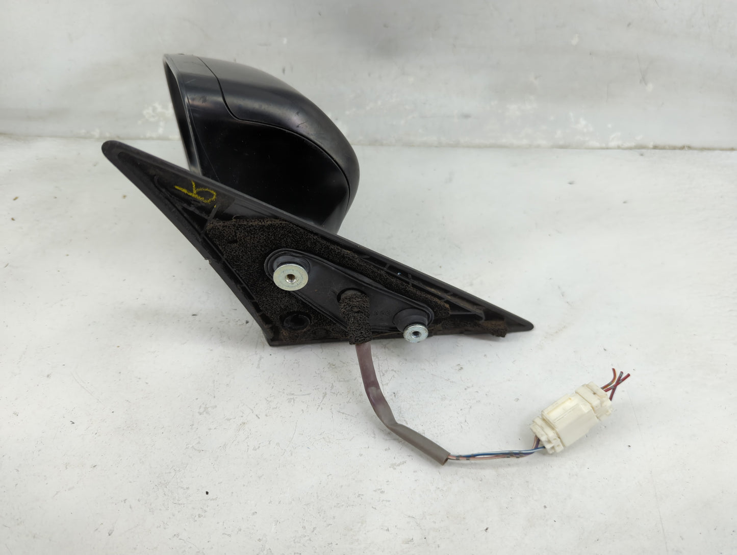 2005-2009 Subaru Legacy Driver Side View Mirror - Left Door Mirror OEM Used - Oemusedautoparts1.com