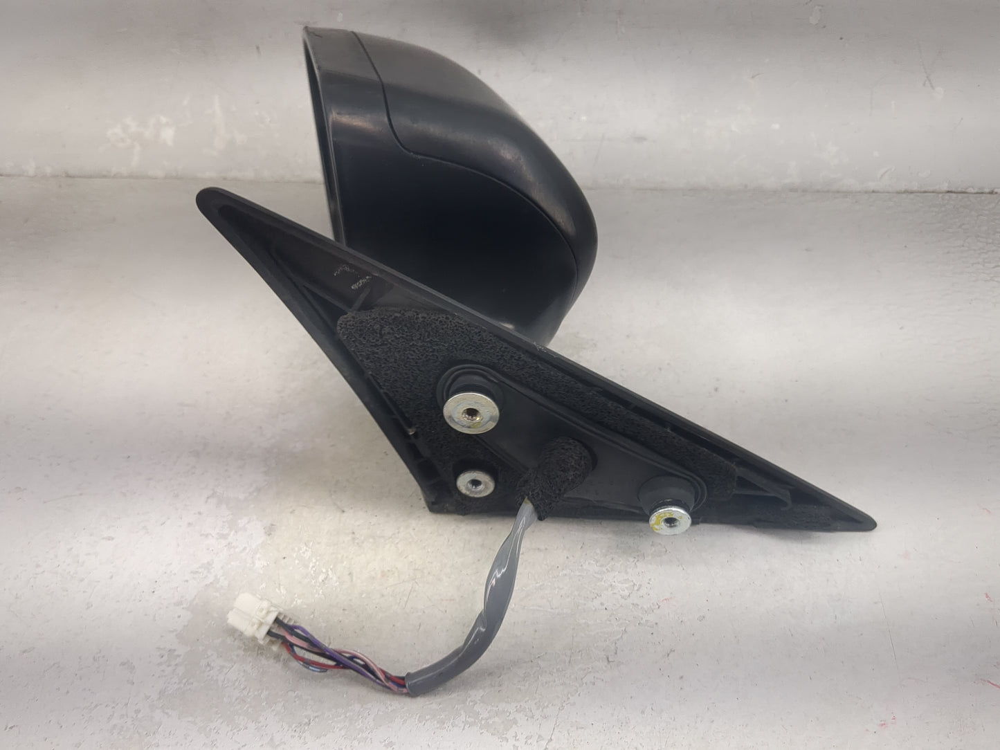 2005-2009 Subaru Legacy Driver Side View Mirror - Left Door Mirror OEM Used - Oemusedautoparts1.com