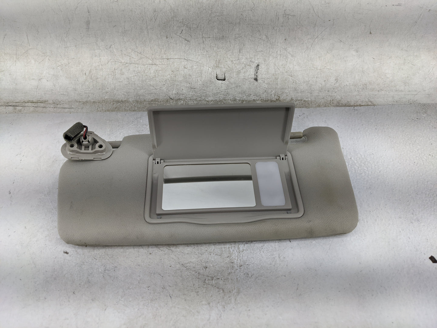 2006-2009 Subaru Legacy Sun Visor Shade Replacement Driver Left Mirror Fits Fits 2006 2007 2008 2009 OEM Used Auto Parts - O