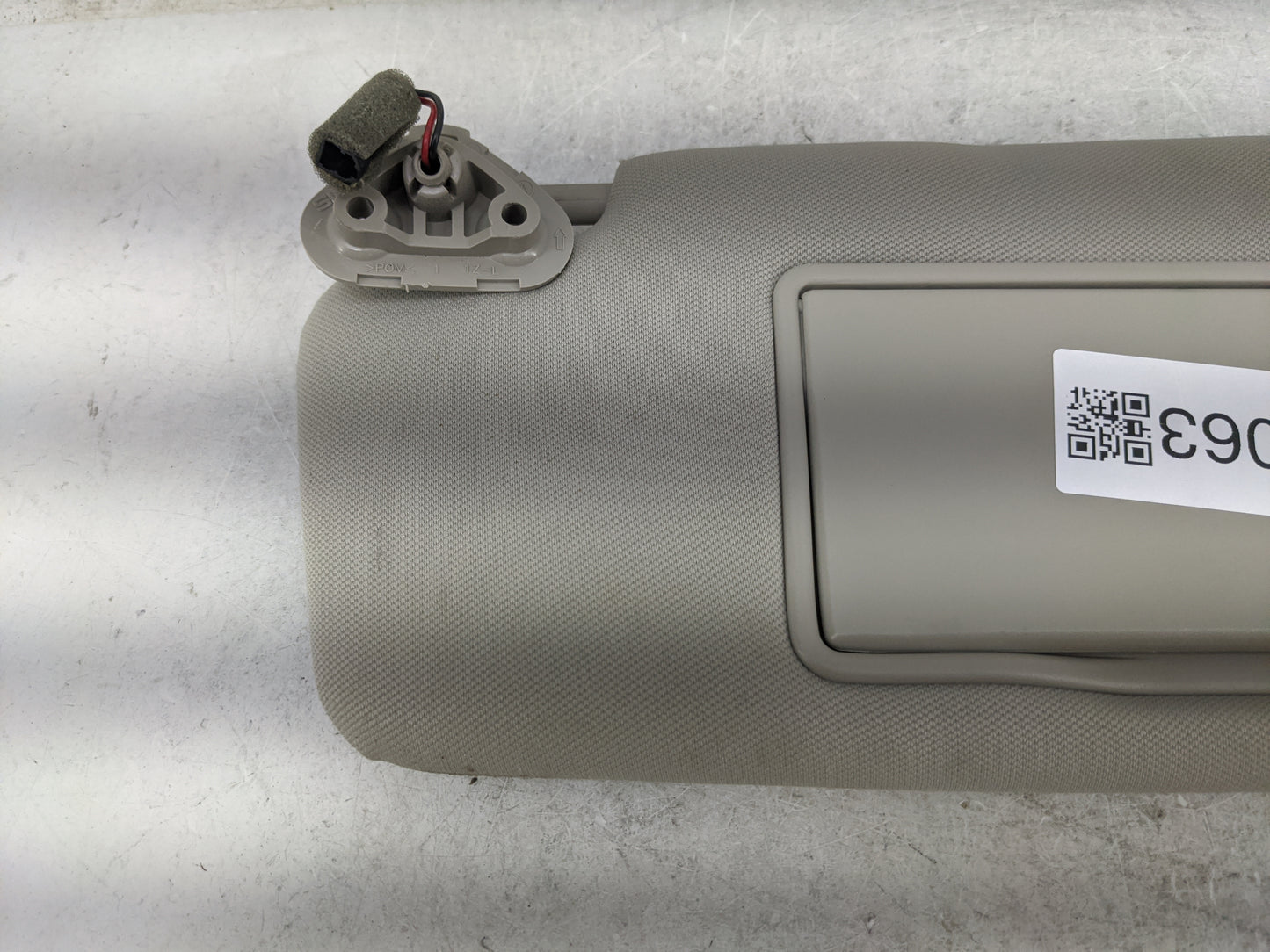2006-2009 Subaru Legacy Sun Visor Shade Replacement Driver Left Mirror Fits Fits 2006 2007 2008 2009 OEM Used Auto Parts - O