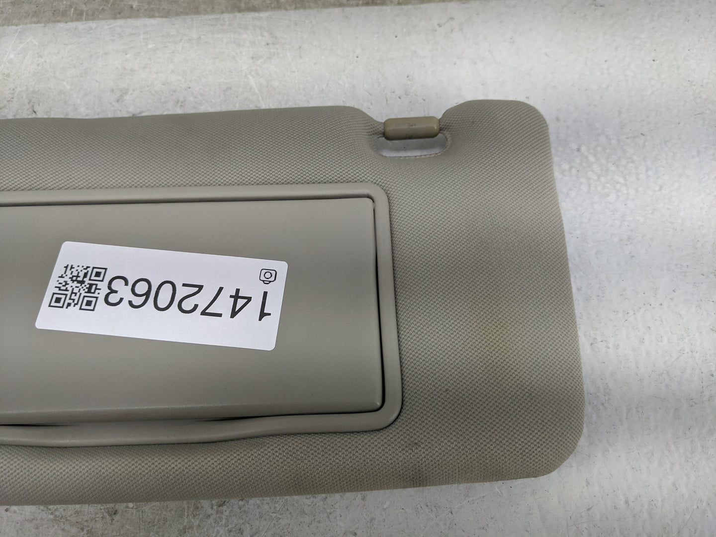 2006-2009 Subaru Legacy Sun Visor Shade Replacement Driver Left Mirror Fits Fits 2006 2007 2008 2009 OEM Used Auto Parts - O