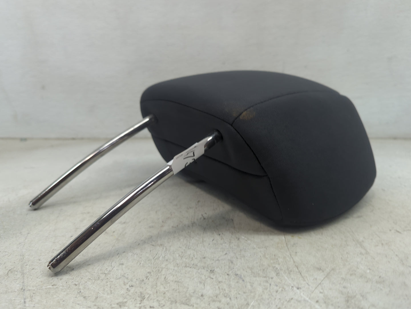 2006 Subaru Legacy Headrest Head Rest Front Driver Seat Black - Oemusedautoparts1.com