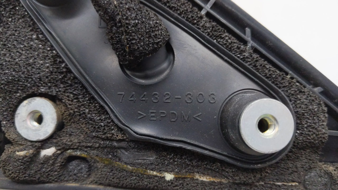 2006 Subaru Legacy Side Mirror Replacement Driver Left View Door Mirror P/N:74432-303 Fits OEM Used Auto Parts - Oemusedauto