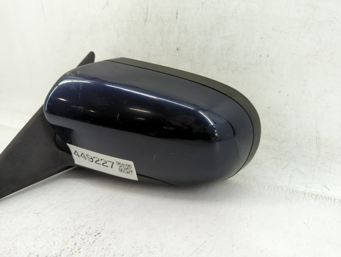 2005-2009 Subaru Legacy Driver Side View Mirror - Left Door Mirror OEM Used - Oemusedautoparts1.com