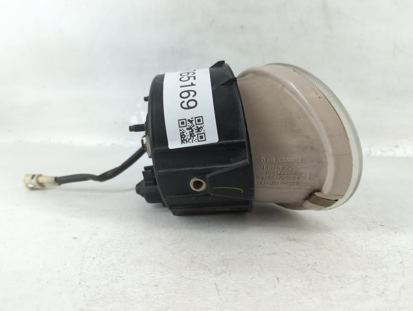 2005-2006 Subaru Legacy Driver Left Oem Fog Light Lamp - Oemusedautoparts1.com