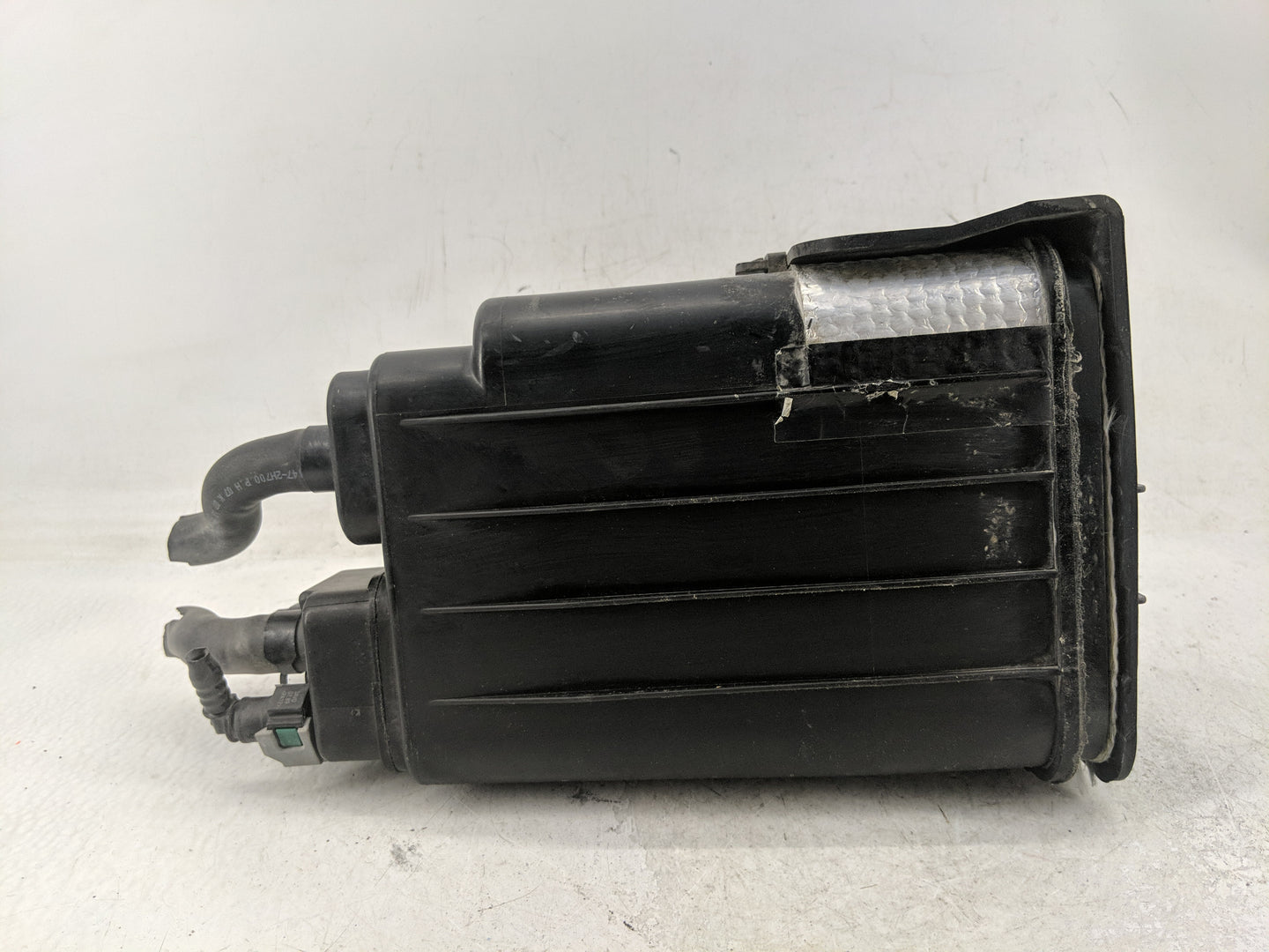 2006 Subaru Outback Fuel Vapor Charcoal Canister - Oemusedautoparts1.com