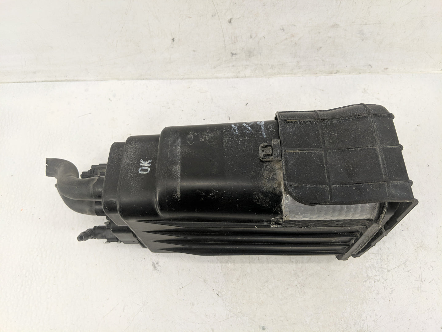 2006 Subaru Outback Fuel Vapor Charcoal Canister - Oemusedautoparts1.com