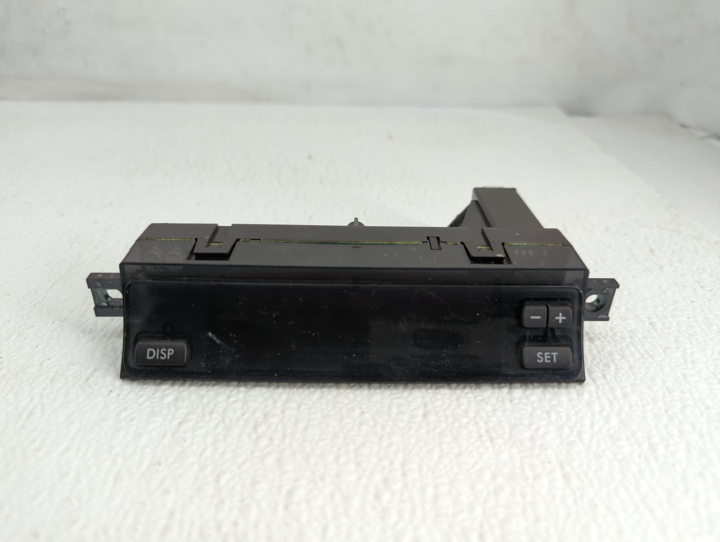 2006 Subaru Outback Center Vent Cubby Clock Display - Oemusedautoparts1.com