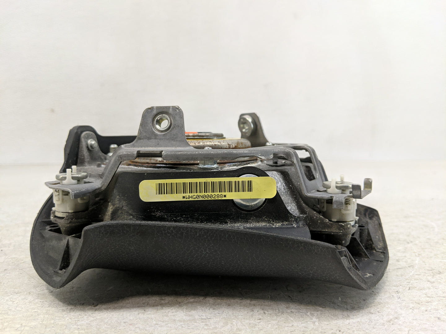 2006 Subaru Tribeca Air Bag Driver Left Steering Wheel Mounted P/N:98211XA03AMW Fits OEM Used Auto Parts - Oemusedautoparts1
