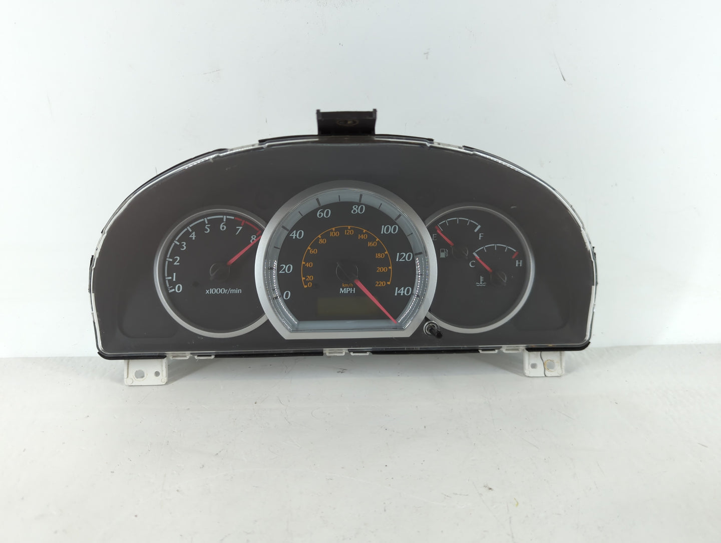 2004-2006 Suzuki Forenza Instrument Cluster Speedometer Gauges P/N:96430961 Fits Fits 2004 2005 2006 OEM Used Auto Parts - O