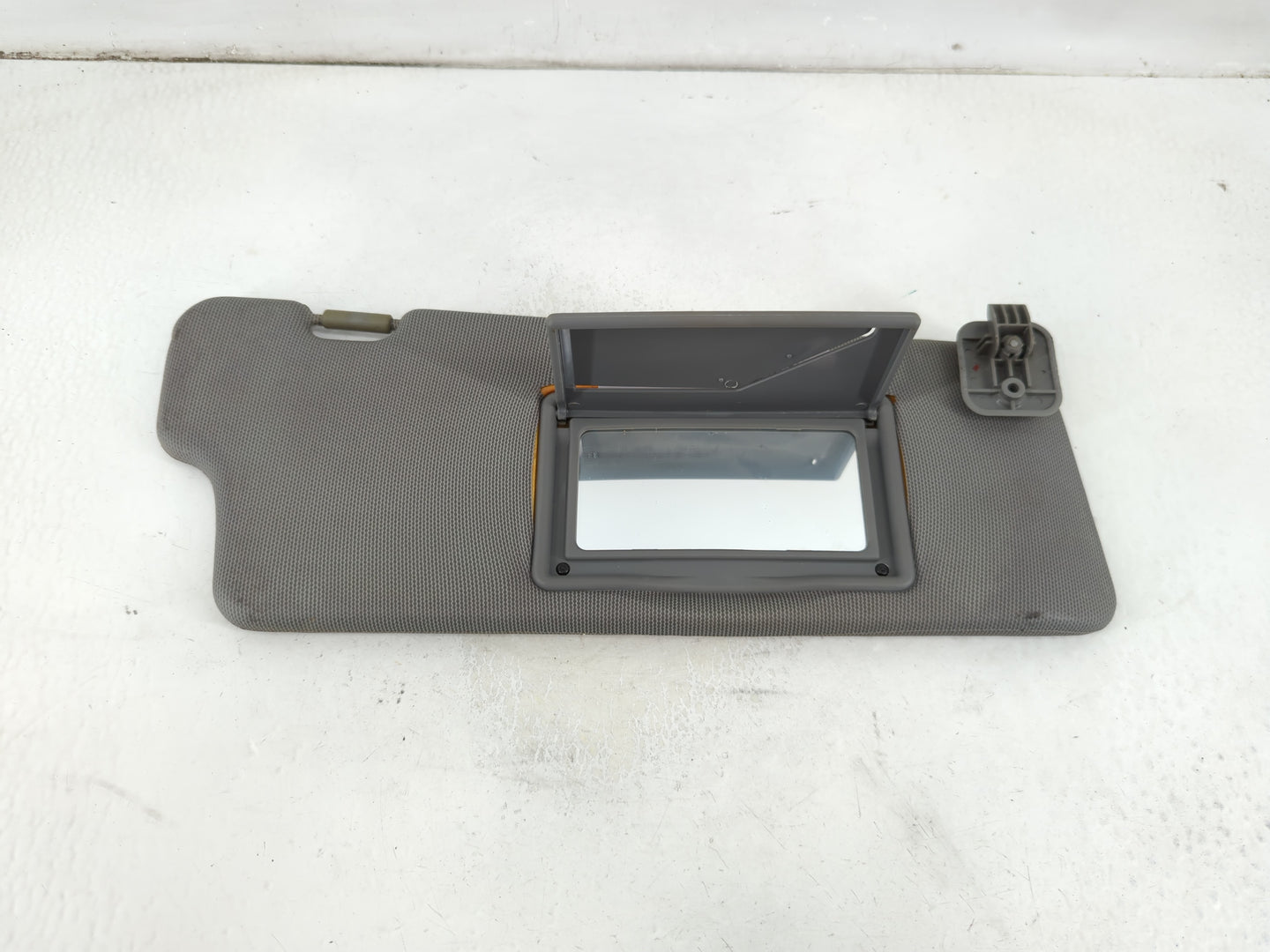 2004-2008 Suzuki Forenza Sun Visor Shade Replacement Passenger Right Mirror Fits Fits 2004 2005 2006 2007 2008 OEM Used Auto