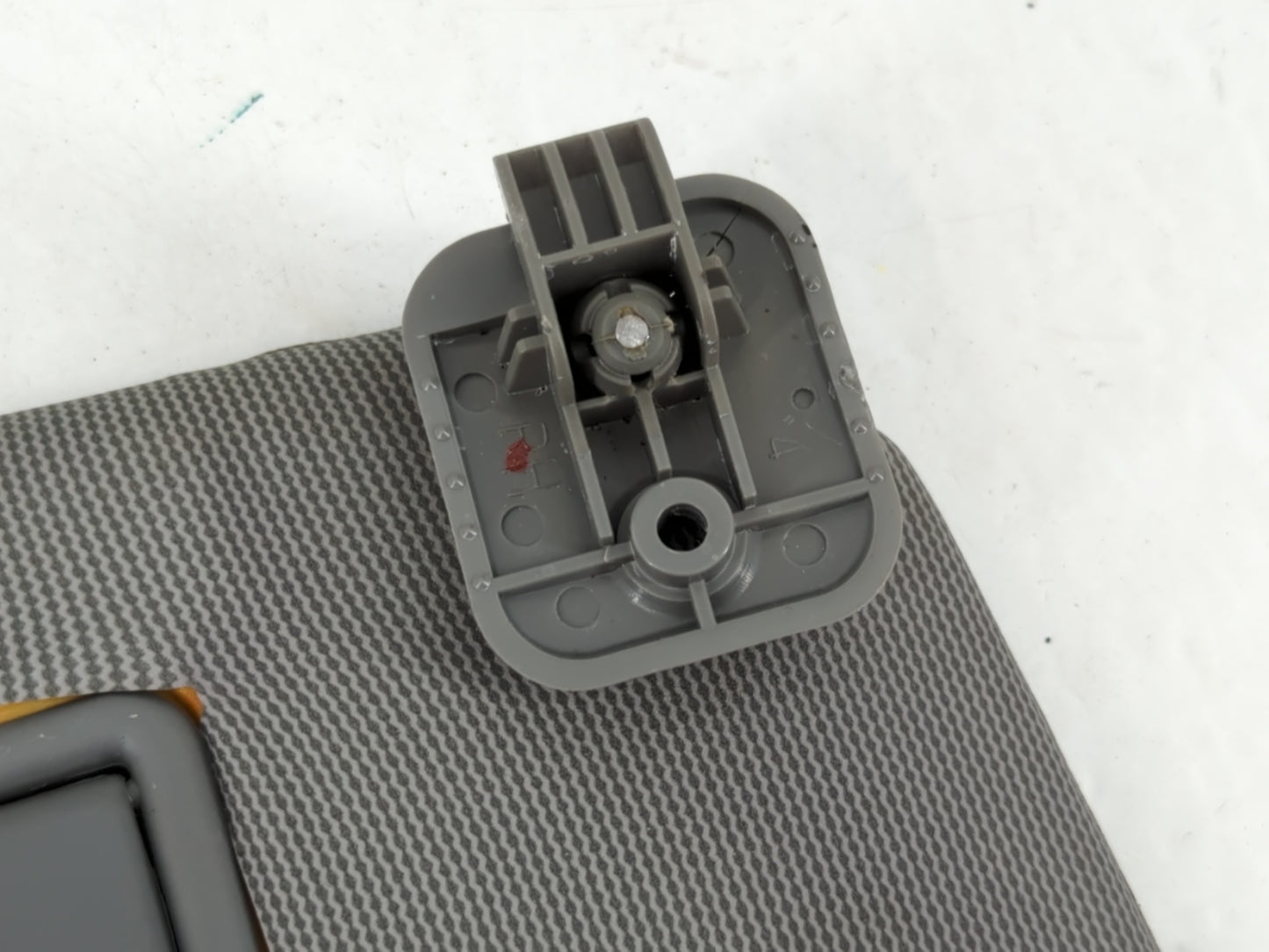 2004-2008 Suzuki Forenza Sun Visor Shade Replacement Passenger Right Mirror Fits Fits 2004 2005 2006 2007 2008 OEM Used Auto