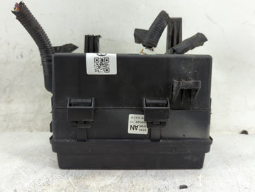 2004-2008 Suzuki Forenza Fusebox Fuse Box Panel Relay Module P/N:0185J200AN J200AN Fits Fits 2004 2005 2006 2007 2008 OEM Us