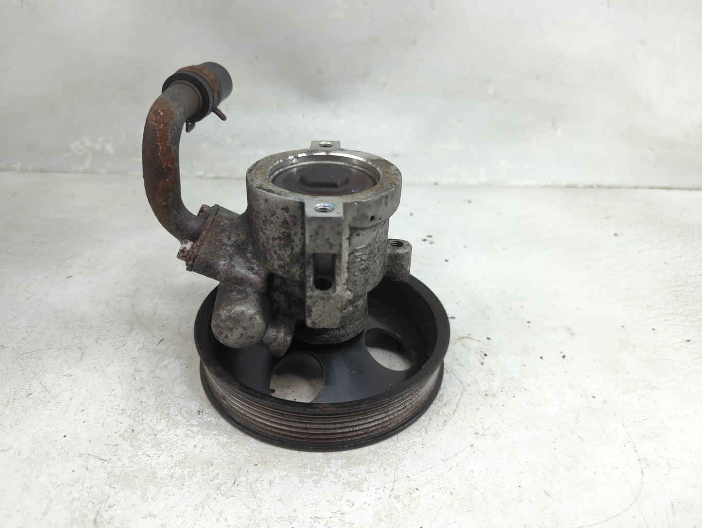 2004-2008 Suzuki Forenza Power Steering Column Pump Oem 1466954 - Oemusedautoparts1.com