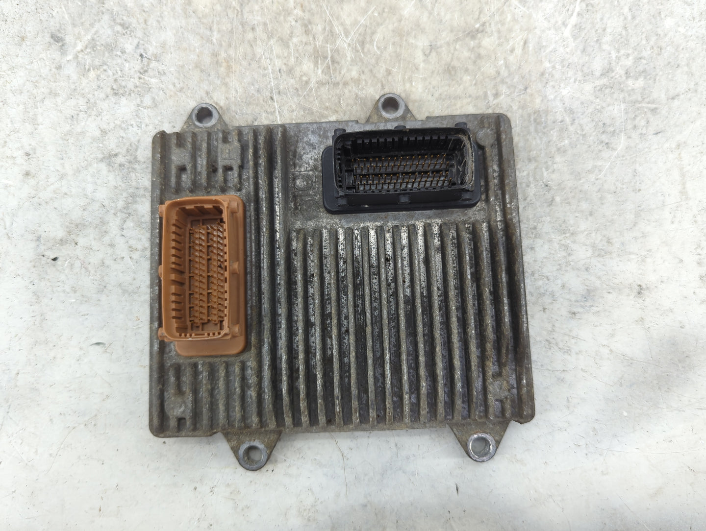 2006 Suzuki Forenza PCM Engine Control Computer ECU ECM PCU OEM P/N:96812058 KMIJ Fits OEM Used Auto Parts - Oemusedautopart