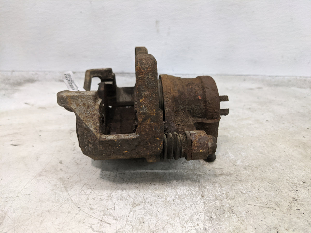 2004-2008 Suzuki Forenza Front Passenger Right Brake Caliper - Oemusedautoparts1.com