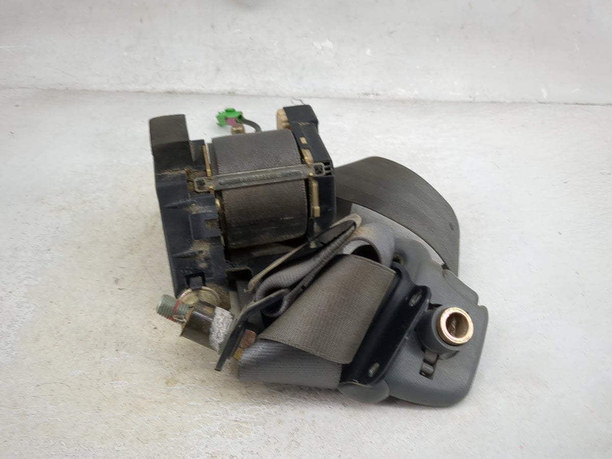 2006-2008 Suzuki Forenza Driver Front Seatbelt Retractor Gray - Oemusedautoparts1.com