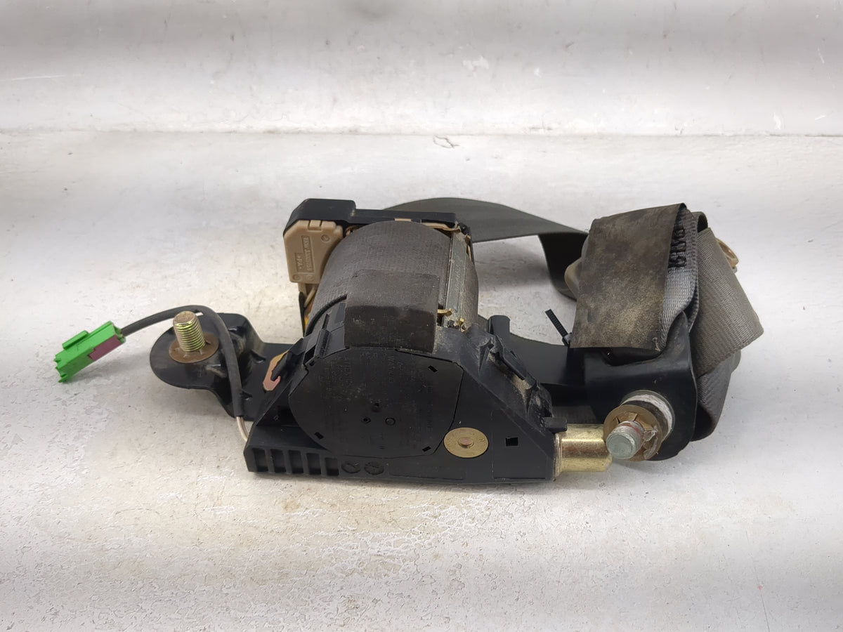 2006-2008 Suzuki Forenza Driver Front Seatbelt Retractor Gray - Oemusedautoparts1.com