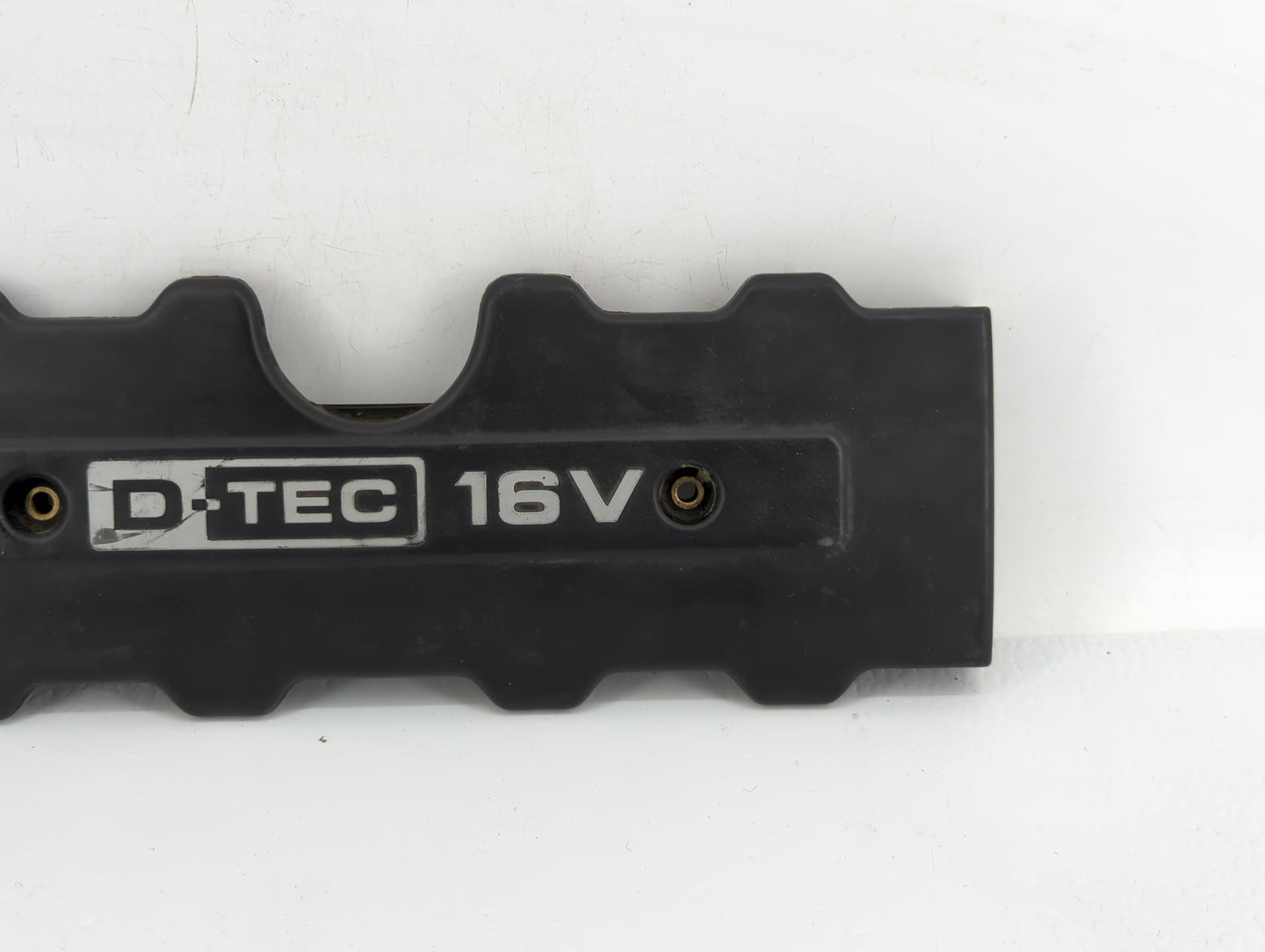 2006 Suzuki Forenza Engine Cover - Oemusedautoparts1.com