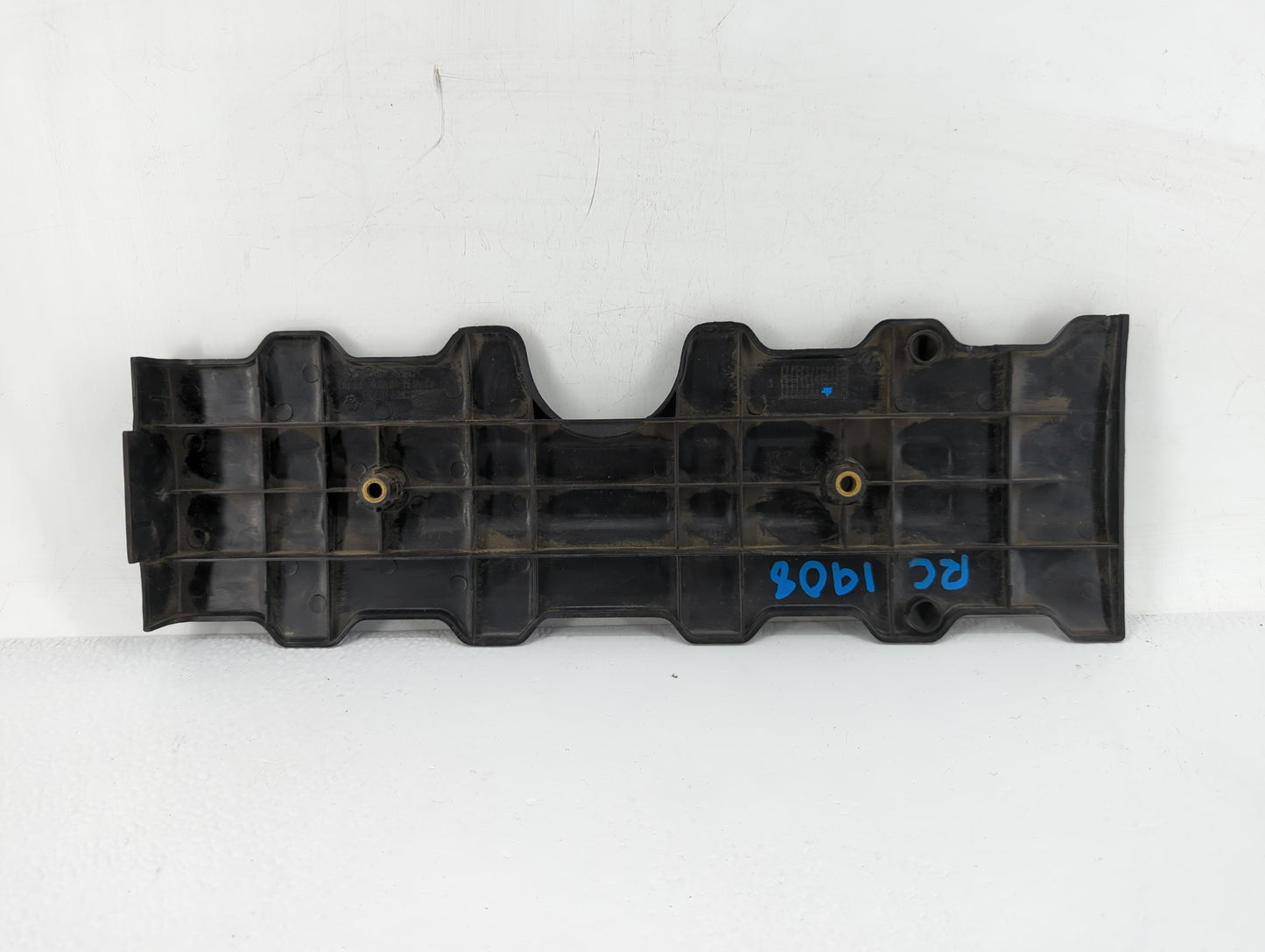 2006 Suzuki Forenza Engine Cover - Oemusedautoparts1.com