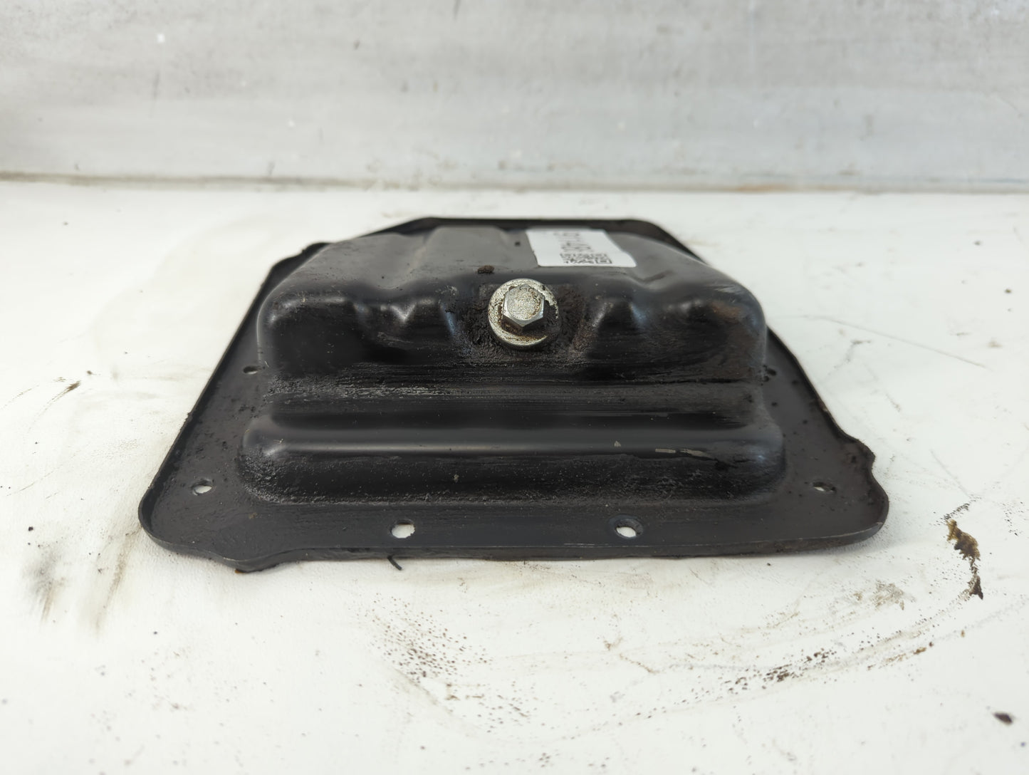 2004-2008 Suzuki Forenza Engine Oil Pan Fits Fits 2004 2005 2006 2007 2008 OEM Used Auto Parts - Oemusedautoparts1.com