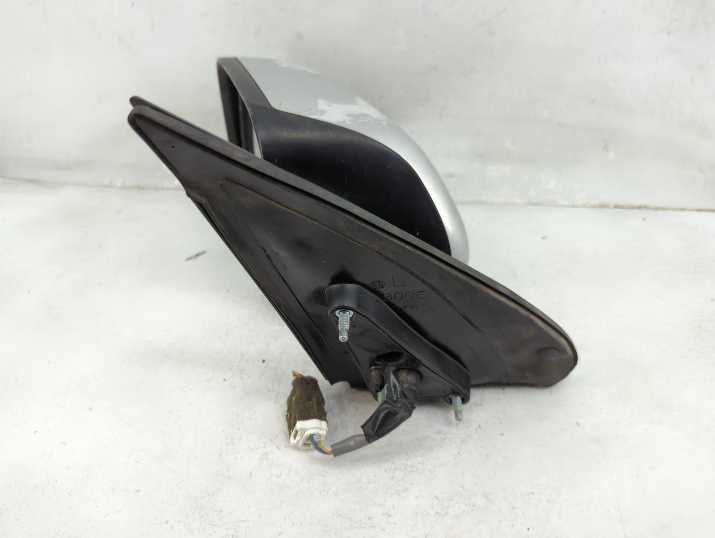 2006-2013 Suzuki Grand Vitara Driver Side View Mirror - Left Door Mirror OEM Used - Oemusedautoparts1.com