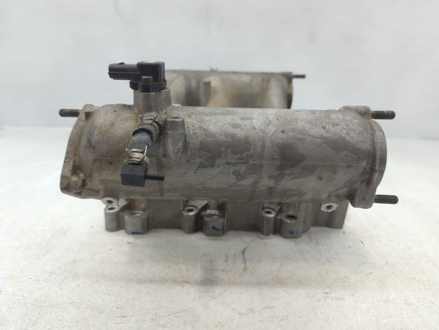 2006-2008 Suzuki Grand Vitara Air Intake Manifold P/N:E1T26571A Fits Fits 2006 2007 2008 OEM Used Auto Parts - Oemusedautopa