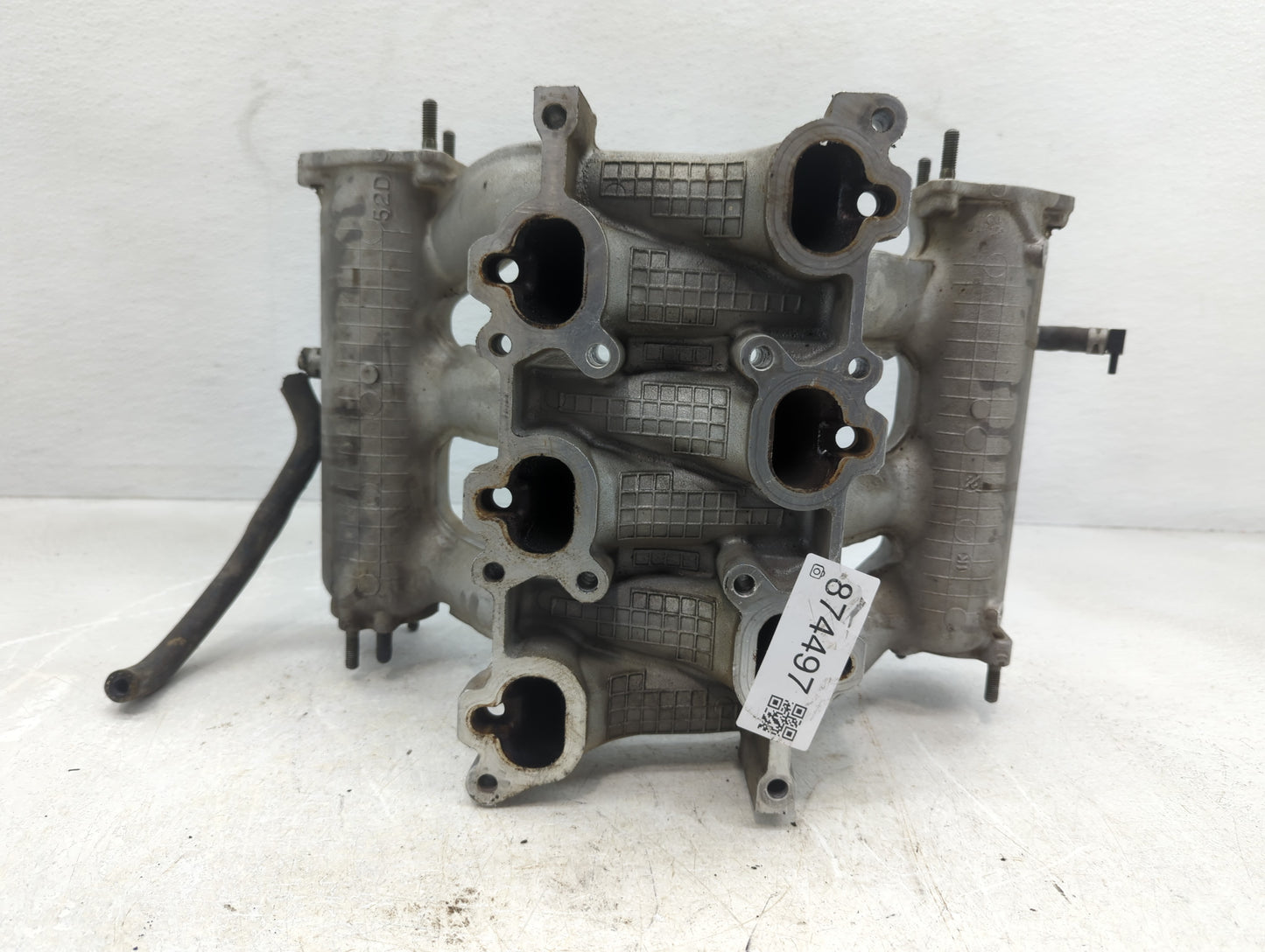 2006-2008 Suzuki Grand Vitara Air Intake Manifold P/N:E1T26571A Fits Fits 2006 2007 2008 OEM Used Auto Parts - Oemusedautopa