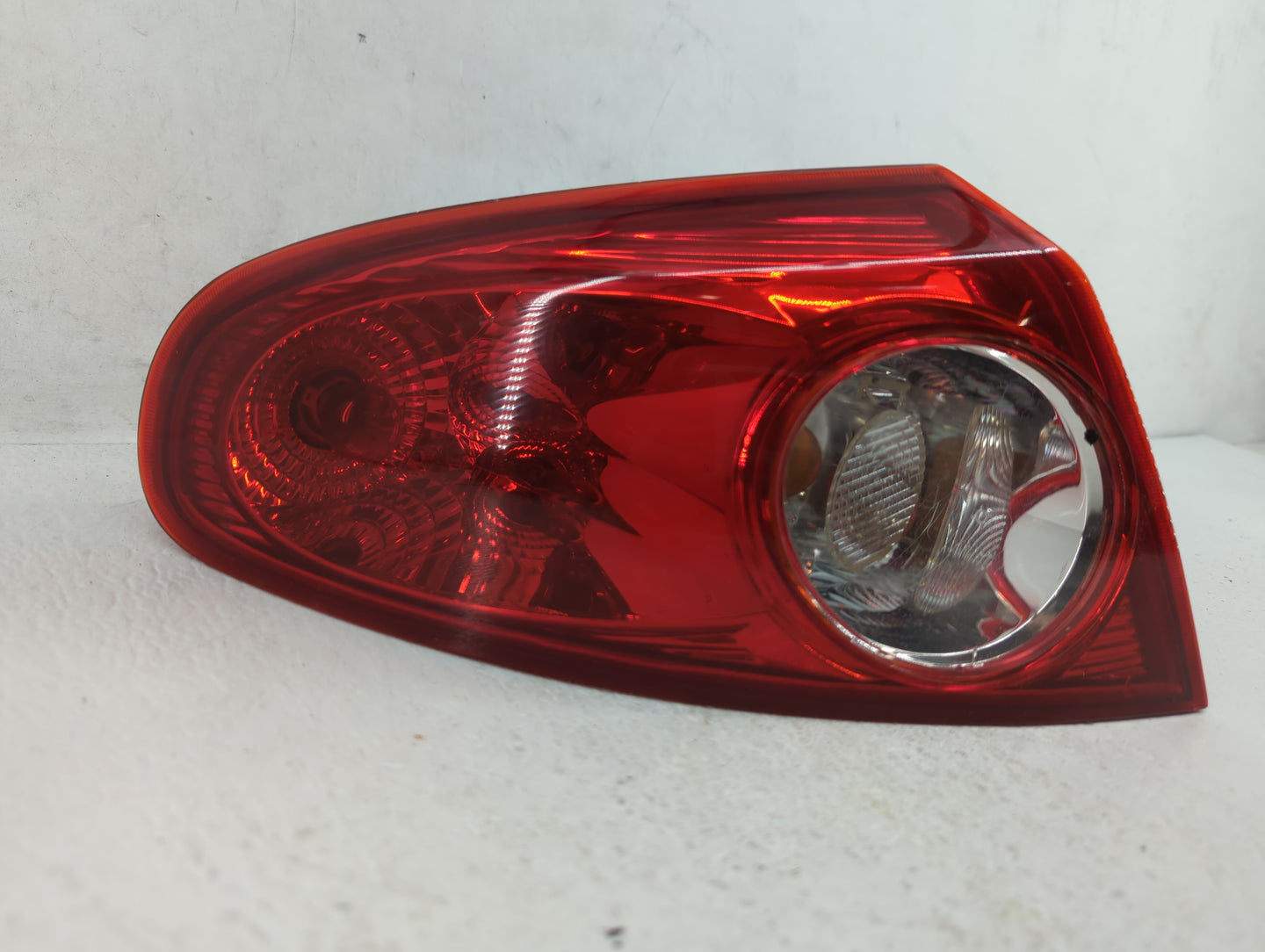 2005-2008 Suzuki Reno Tail Light Assembly Driver Left OEM Fits Fits 2005 2006 2007 2008 OEM Used Auto Parts - Oemusedautopar