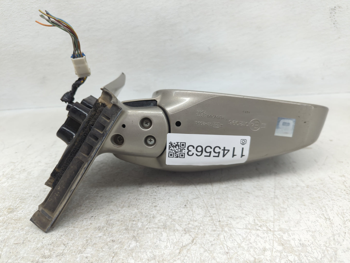 2004 Suzuki Vitara Passenger Side View Mirror - Right Door Mirror OEM Used - Oemusedautoparts1.com