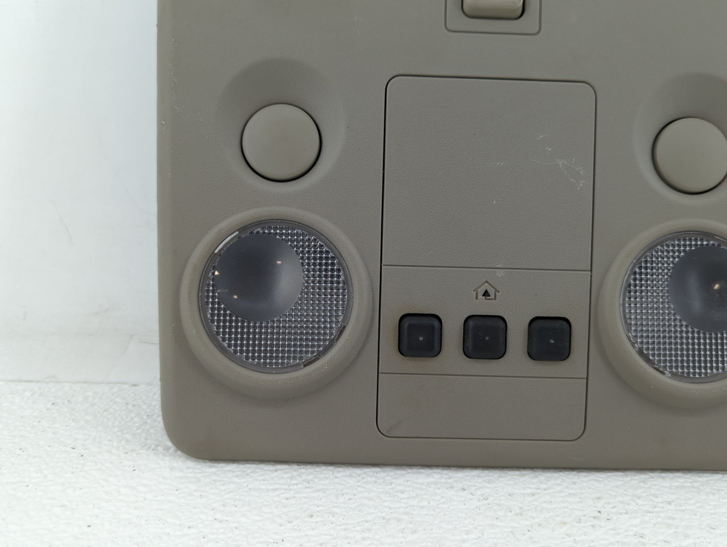 2006 Suzuki Vitara Overhead Roof Console Interior Dome Light Grey - Oemusedautoparts1.com
