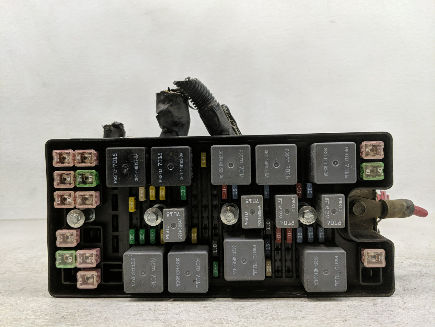 2005-2010 Toyota Avalon Fusebox Fuse Box Panel Relay Module P/N:8272007060 Fits Fits 2005 2006 2007 2008 2009 2010 OEM Used 