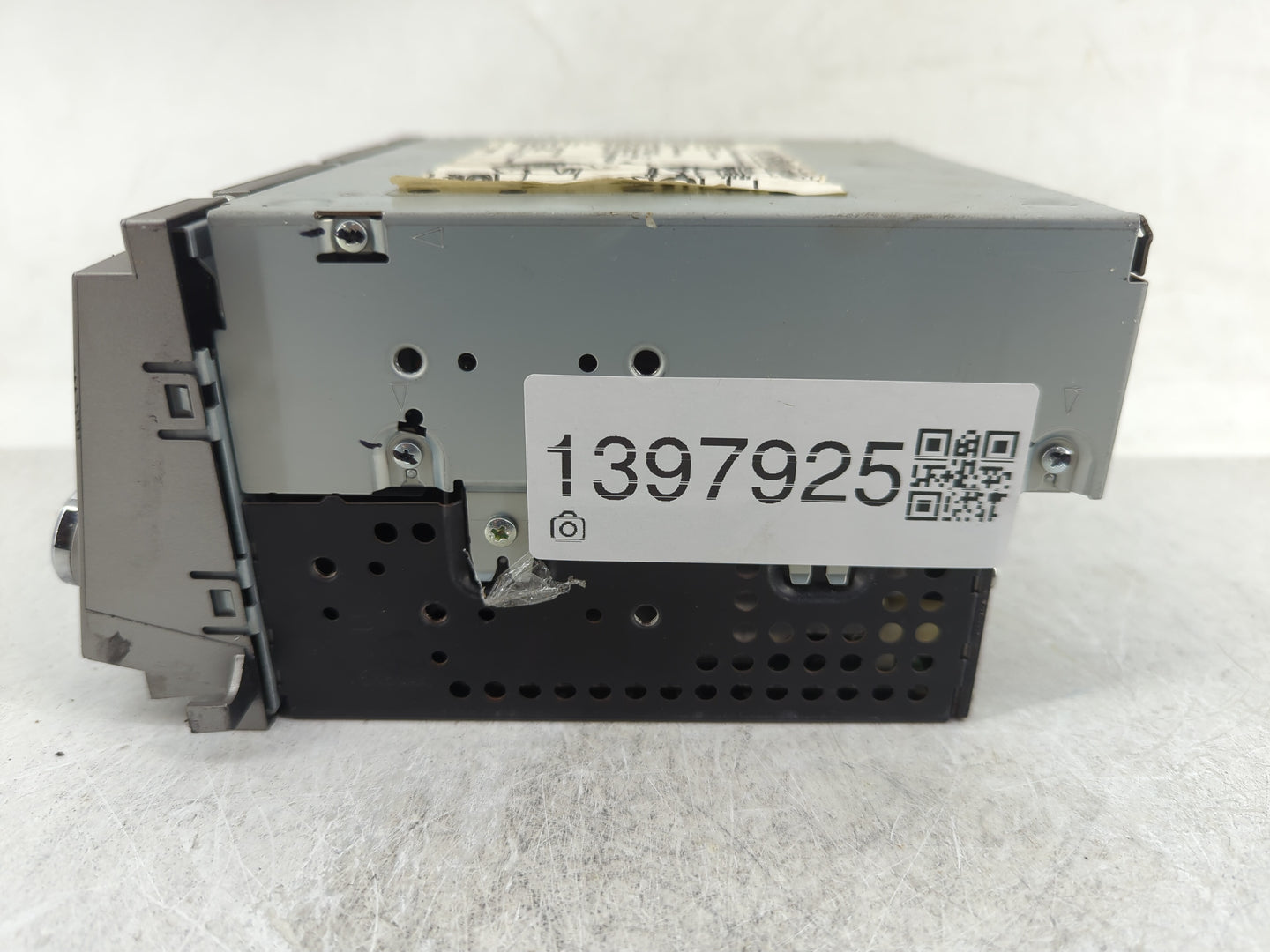 2005-2007 Toyota Avalon Radio AM FM Cd Player Receiver Replacement Fits Fits 2005 2006 2007 OEM Used Auto Parts - Oemusedaut