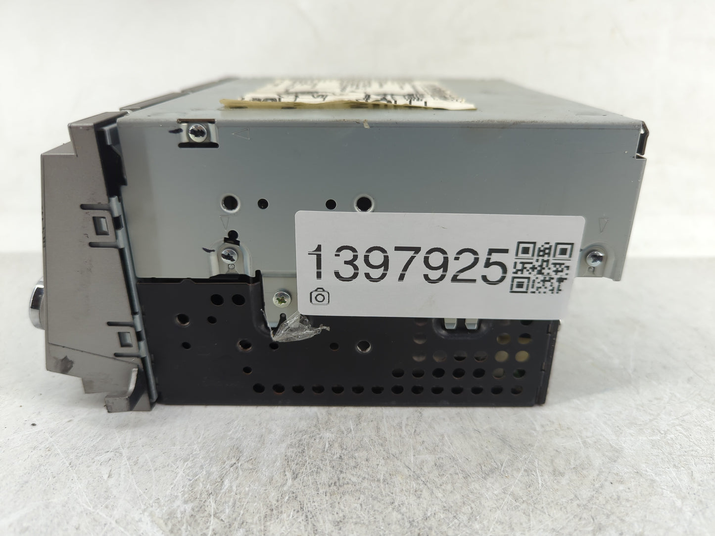 2005-2007 Toyota Avalon Radio AM FM Cd Player Receiver Replacement Fits Fits 2005 2006 2007 OEM Used Auto Parts - Oemusedaut