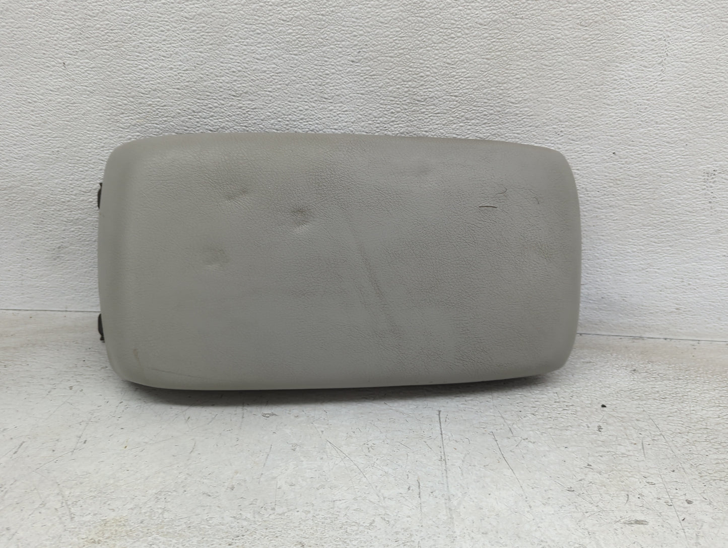 2006 Toyota Avalon Center Console Armrest Cover Lid Fits OEM Used Auto Parts - Oemusedautoparts1.com