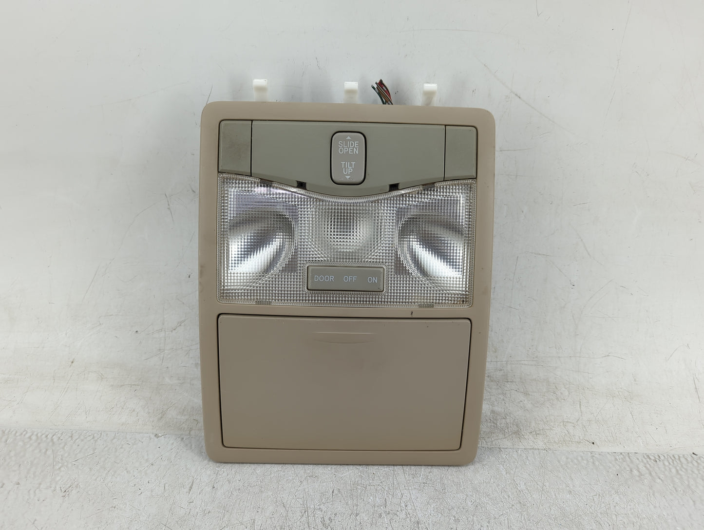 2006 Toyota Avalon Overhead Roof Console - Oemusedautoparts1.com
