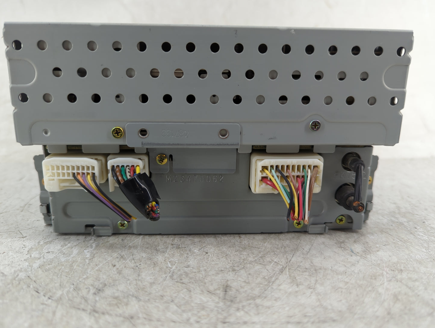 2006 Toyota Avalon Radio AM FM Cd Player Receiver Replacement P/N:86120-AC150 Fits OEM Used Auto Parts - Oemusedautoparts1.c