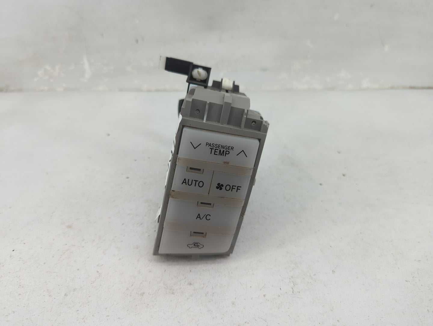 2005-2010 Toyota Avalon Climate Control Module Temperature AC/Heater Replacement P/N:55900-07160 Fits OEM Used Auto Parts - 