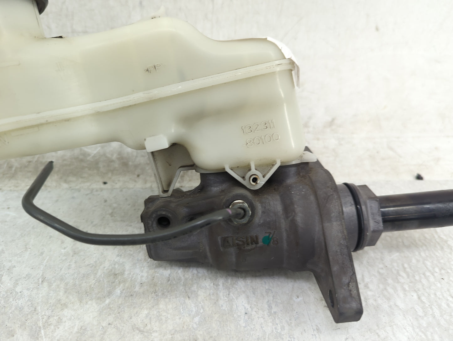 2005-2007 Toyota Avalon Brake Master Cylinder 1451351 - Oemusedautoparts1.com