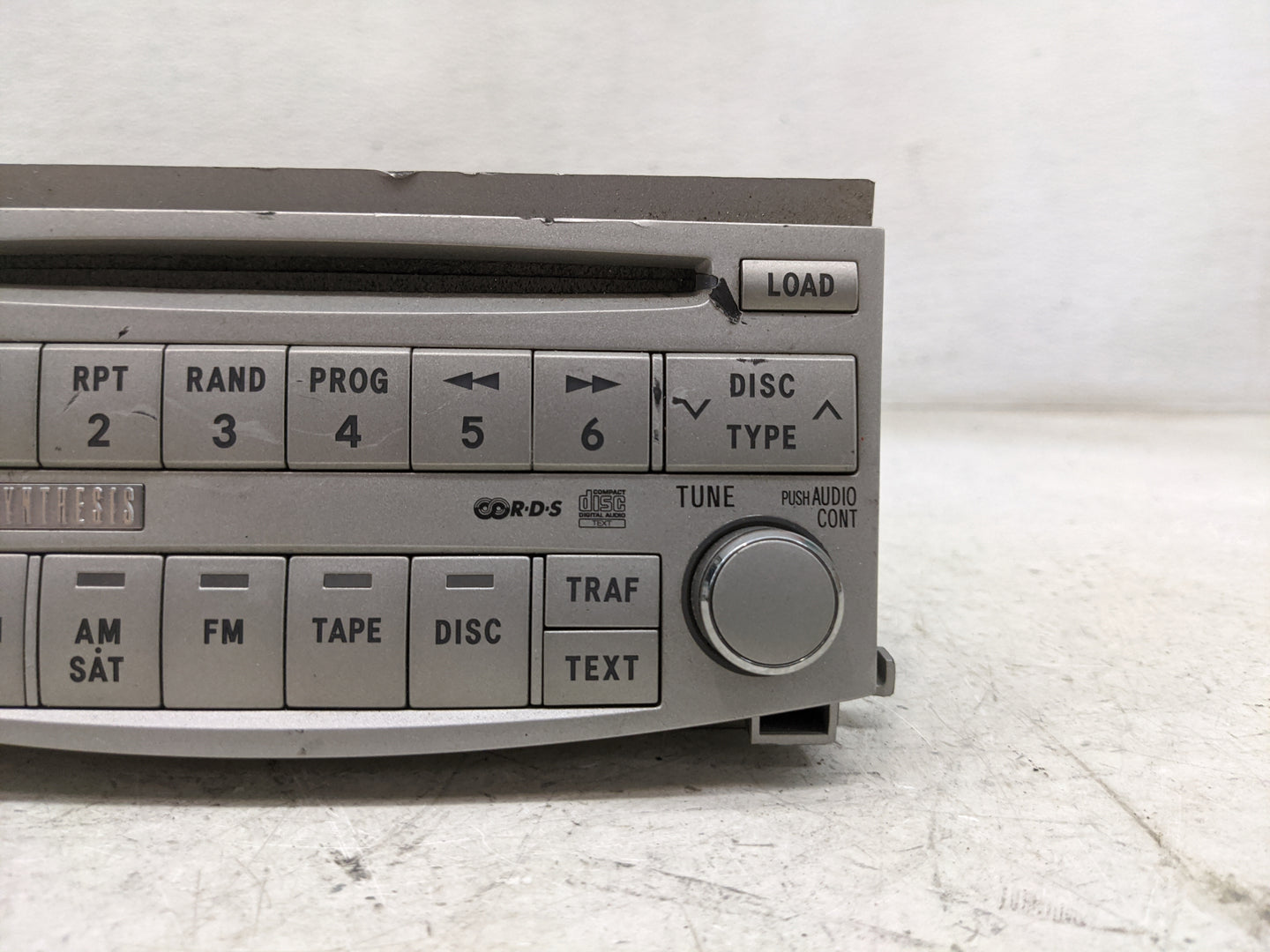 2005-2007 Toyota Avalon Radio AM FM Cd Player Receiver Replacement P/N:A51819 Fits Fits 2005 2006 2007 OEM Used Auto Parts -