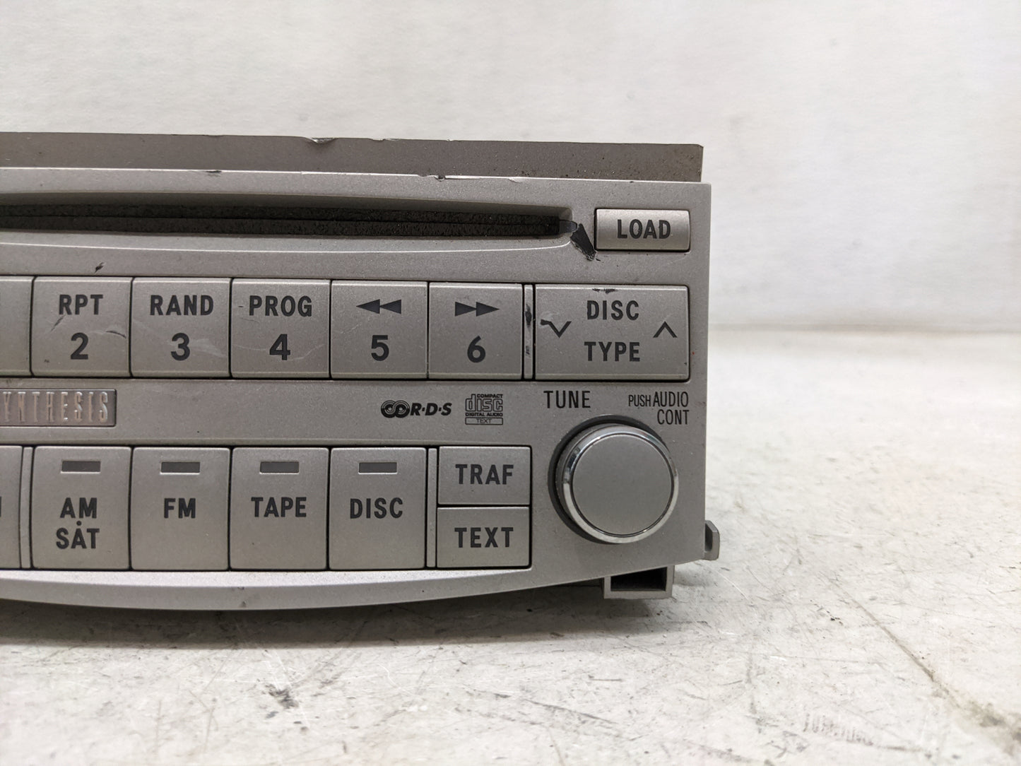 2005-2007 Toyota Avalon Radio AM FM Cd Player Receiver Replacement P/N:A51819 Fits Fits 2005 2006 2007 OEM Used Auto Parts -