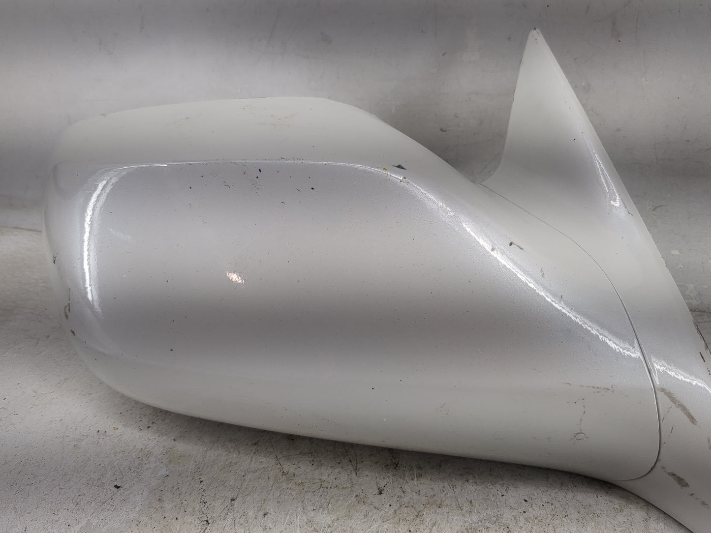 2005-2010 Toyota Avalon Passenger Side View Mirror - Right Door Mirror OEM Used - Oemusedautoparts1.com