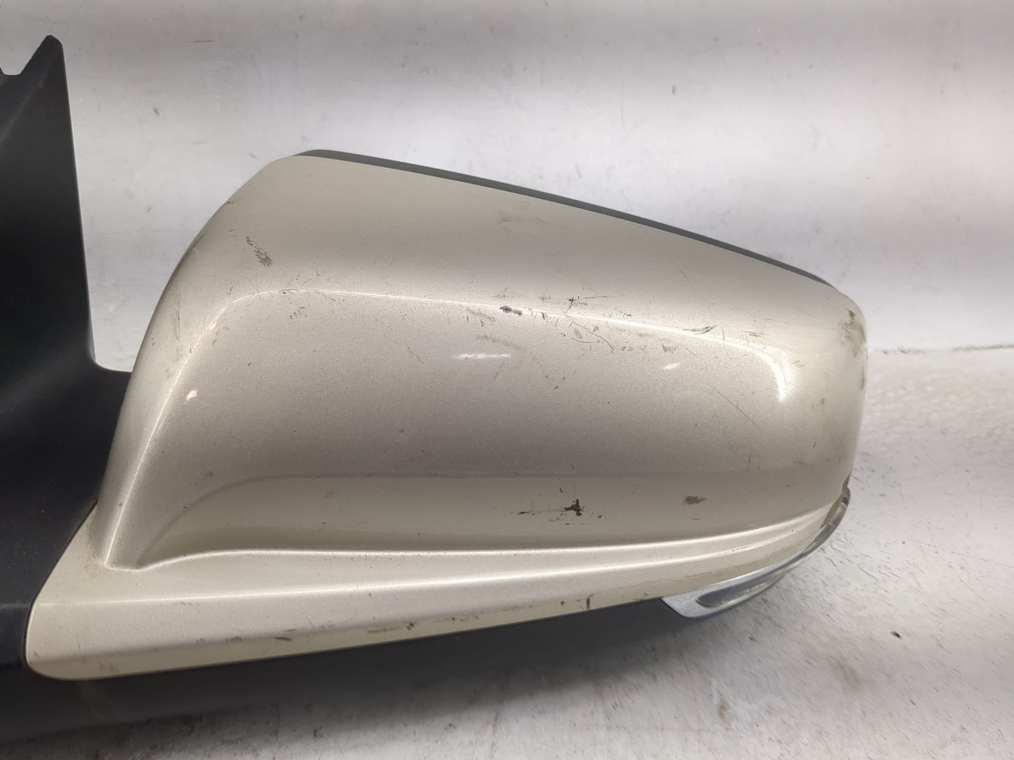 2005-2010 Toyota Avalon Driver Side View Mirror - Left Door Mirror OEM Used - Oemusedautoparts1.com