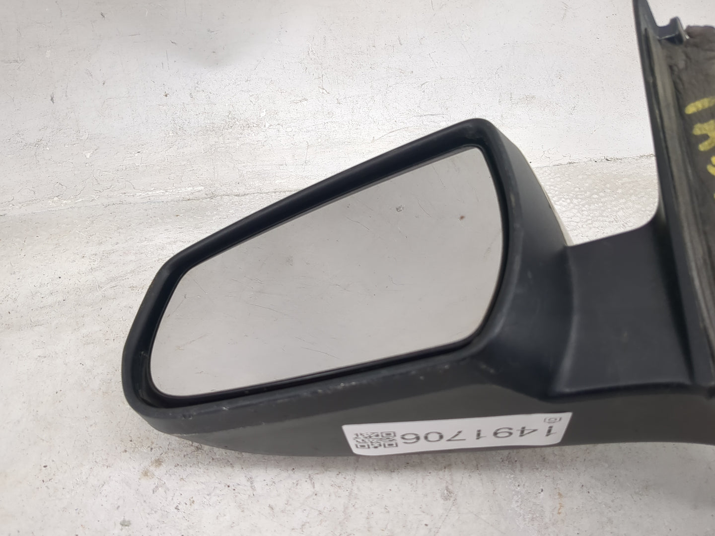 2005-2010 Toyota Avalon Driver Side View Mirror - Left Door Mirror OEM Used - Oemusedautoparts1.com